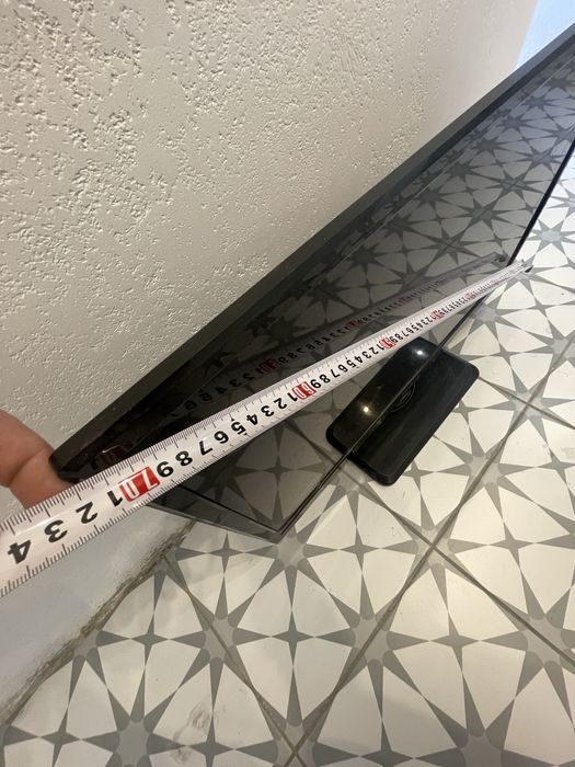 Телевизор elenberg 70см