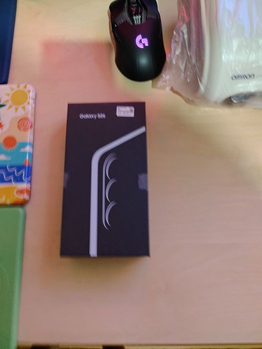 Samsung Galaxy S26 (SM-S942B/DS) 12GB / 256GB White – Неразличим от нов + 2г. Гаранция и много калъфчета!