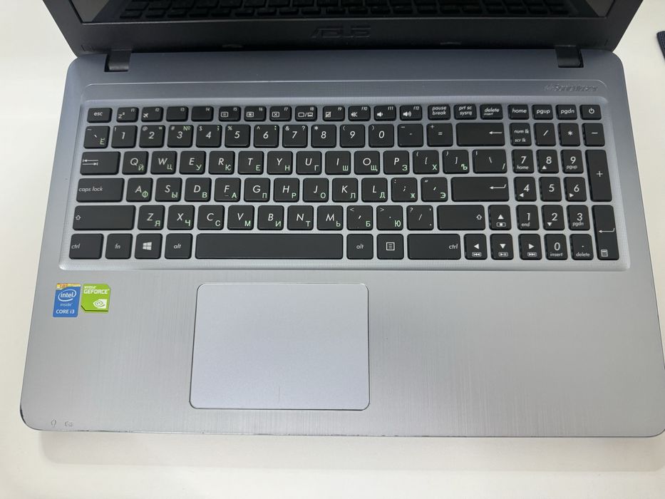 Продам офисный ноутбук Asus