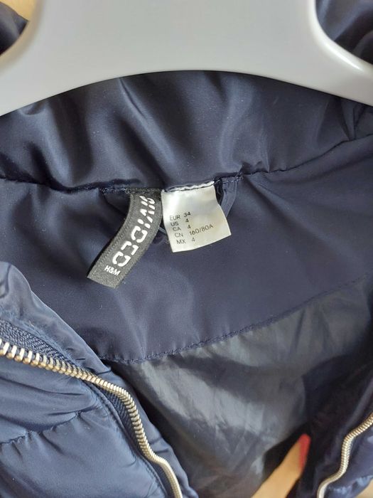 Geaca bleumarin cu gluga H&M