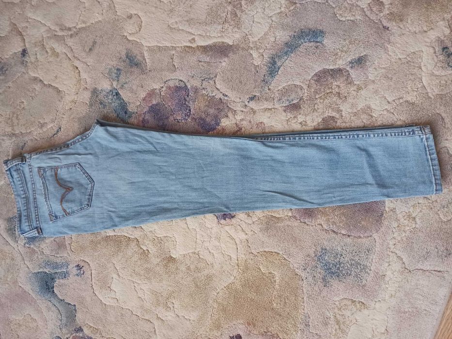 Оригинални дънки Levi's