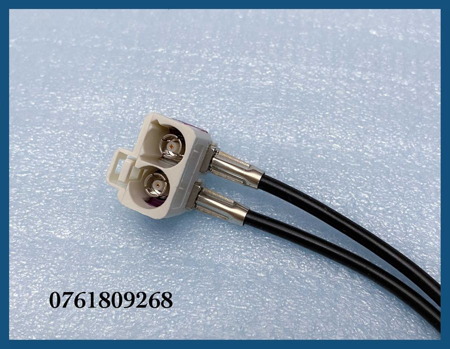 Adaptor antena radio 1 la 2 FAKRA pentru VW SKODA RCD RNS 310 315 510