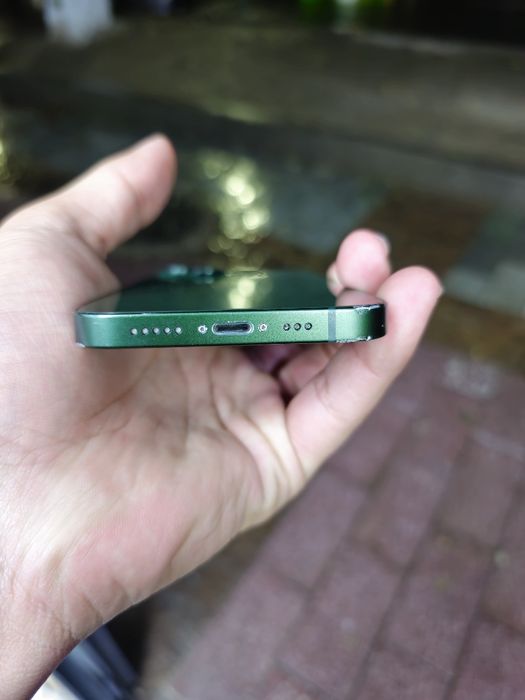 Iphone 13 в средном состоянии