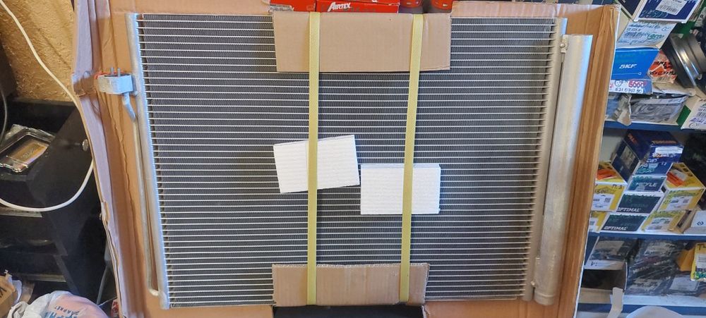 Радиатор кондиционера Bmw X5E70,X6E71