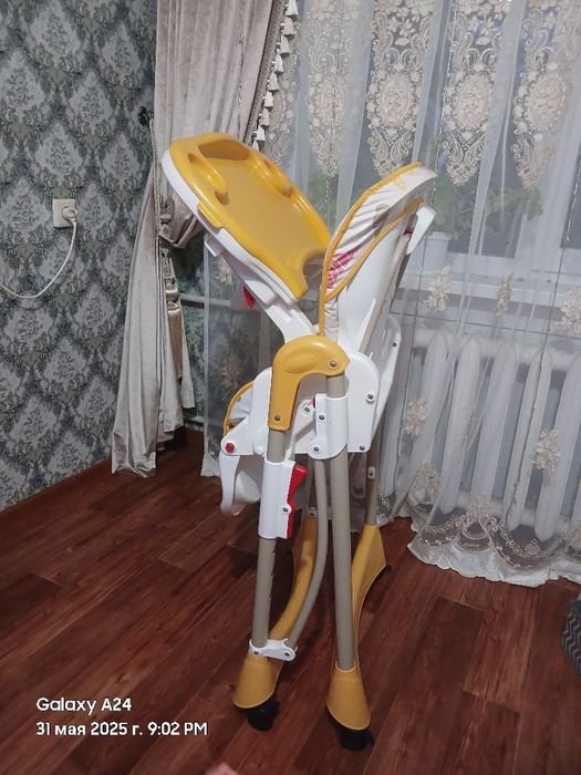 Продам стульчик для кормления