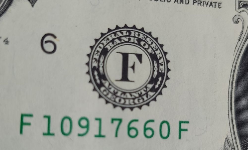 1 доллар серия F оригинал для коллекции