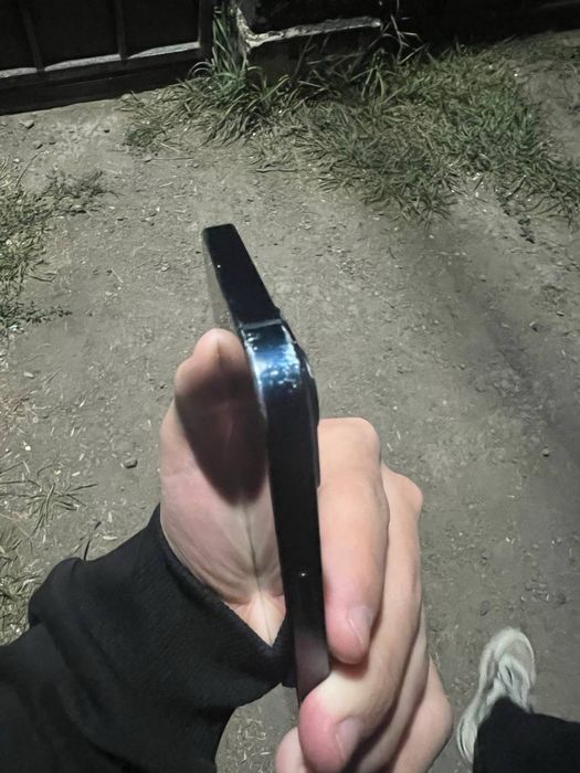 Продаю айфон 13 или обмен