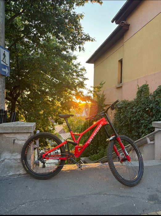 Specialized Demo Race