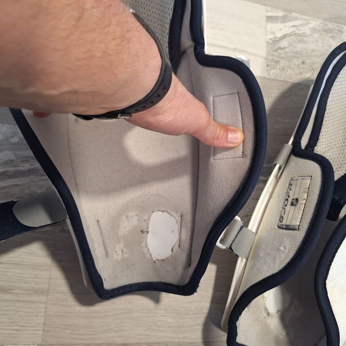 Tibiere pentru hochei pe gheață Jofa 3K Rebook