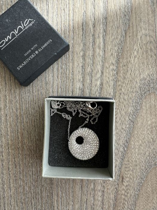 Колие на Сваровски