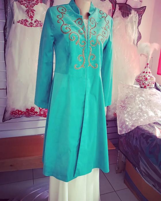 Той Көйлектер сатамын б/у