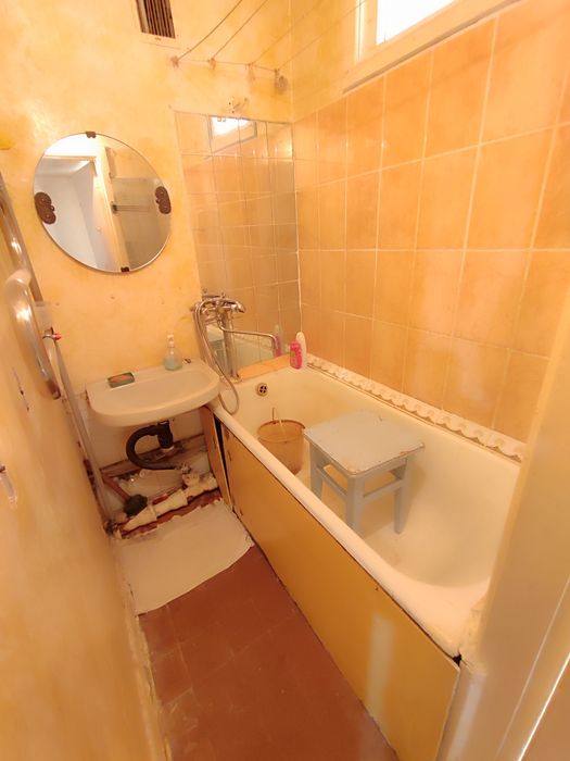 Продам 2-комн (5-23, 4 эт)