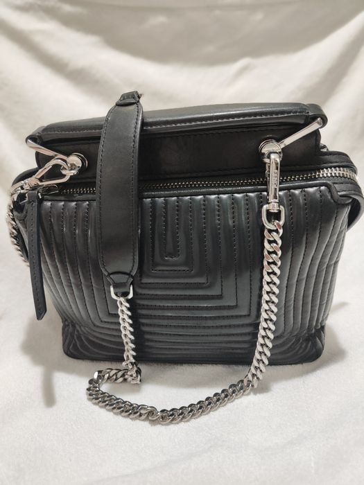 Италия Люкс Сумочка кожаная Fendi Roma оригинал.