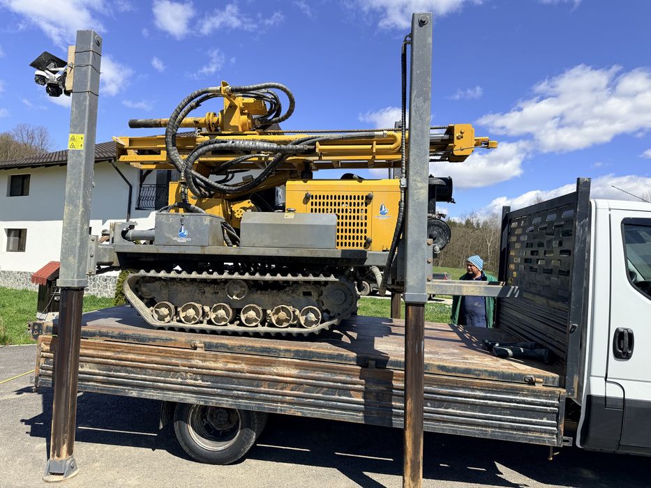 Utilaj de foraj 300 m