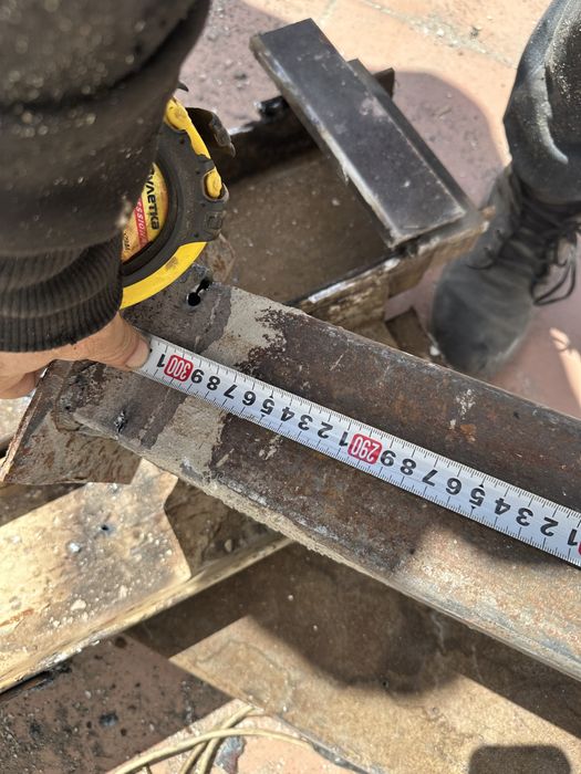 Продам листы шфелира уголки