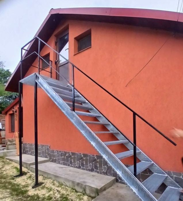 Scari metalice zincate
