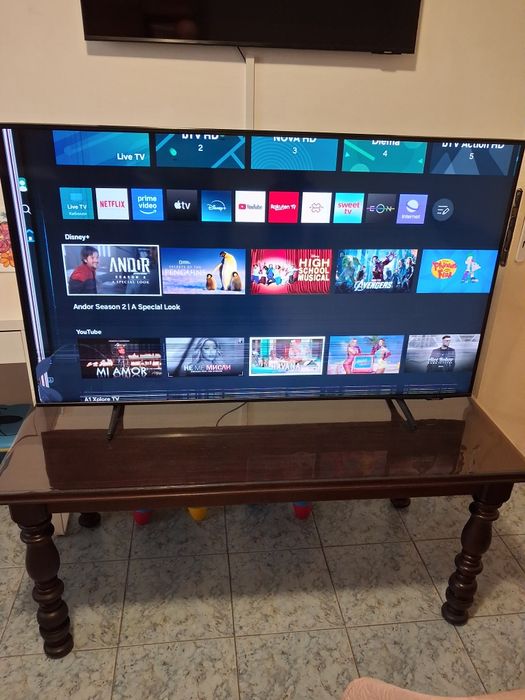 Самсунг 50 инча 8-ма серия с дефектирала матрица.