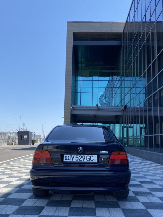 BMW E39 520i 1998