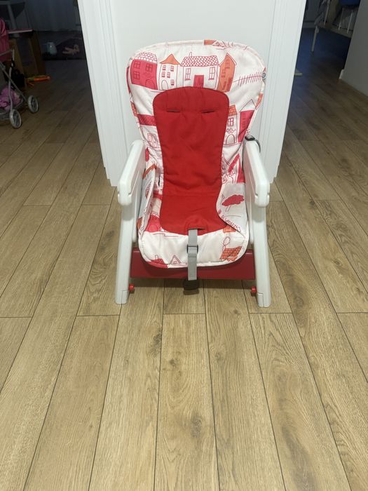 Детский стульчик пластиковый , от 6 мес