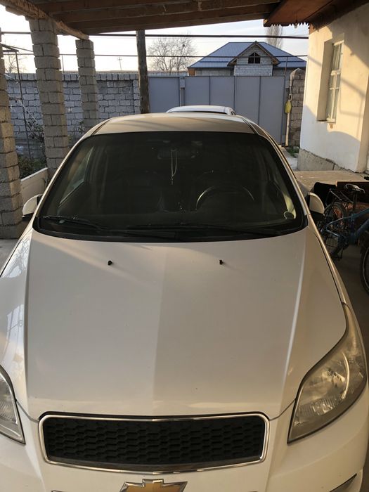 Avtomb Nexia 3 mashina sotiladi 122.000 yurgan 4 pakaleniy metan holat