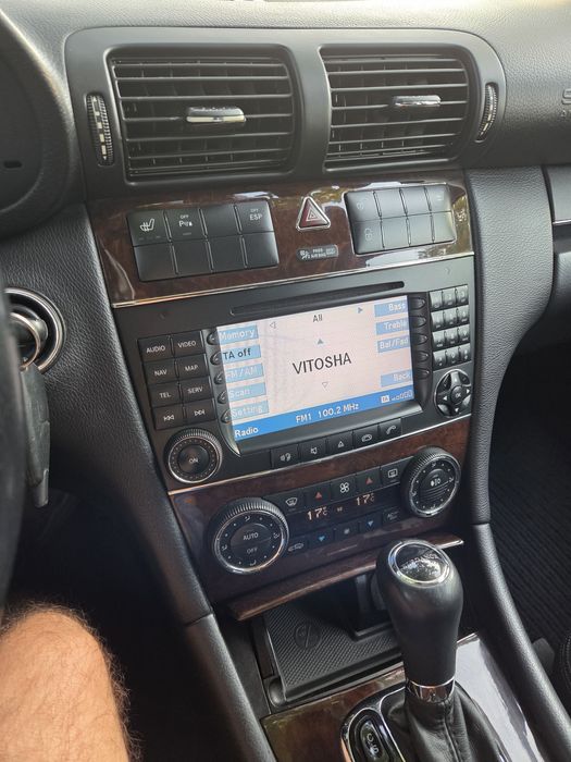 Мерцедес  с240 170 к.с.