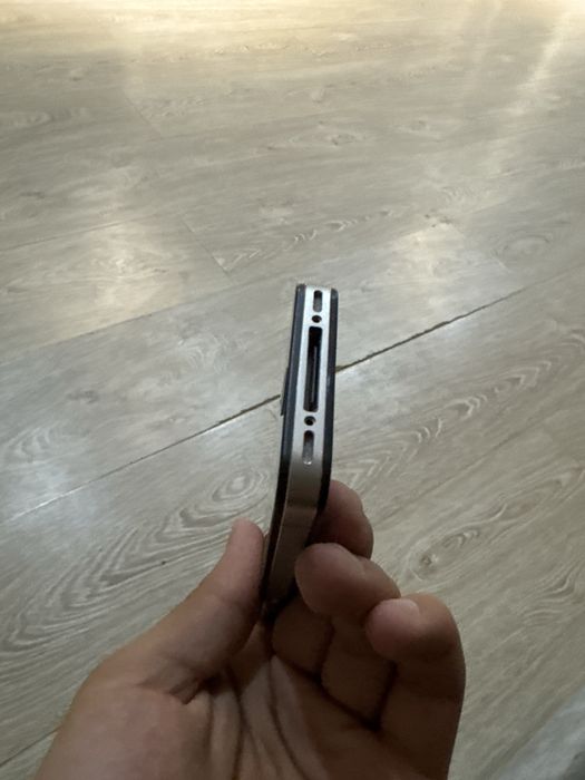 iPhone 5S.