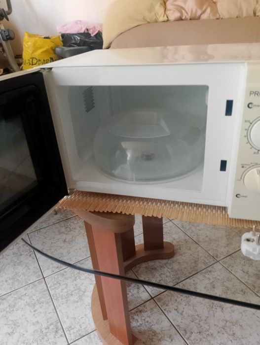 Микро вълнова печка