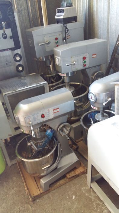 Акция! Миксер планетарный В-10