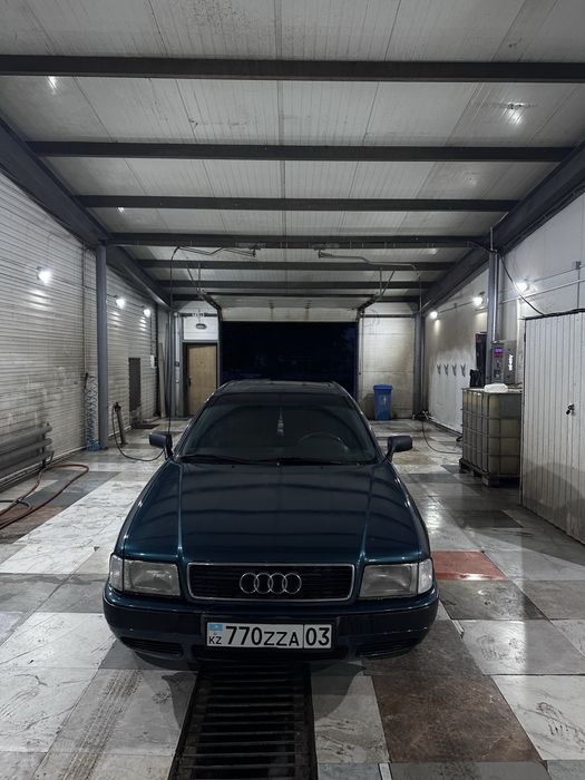 продам Audi 80B4