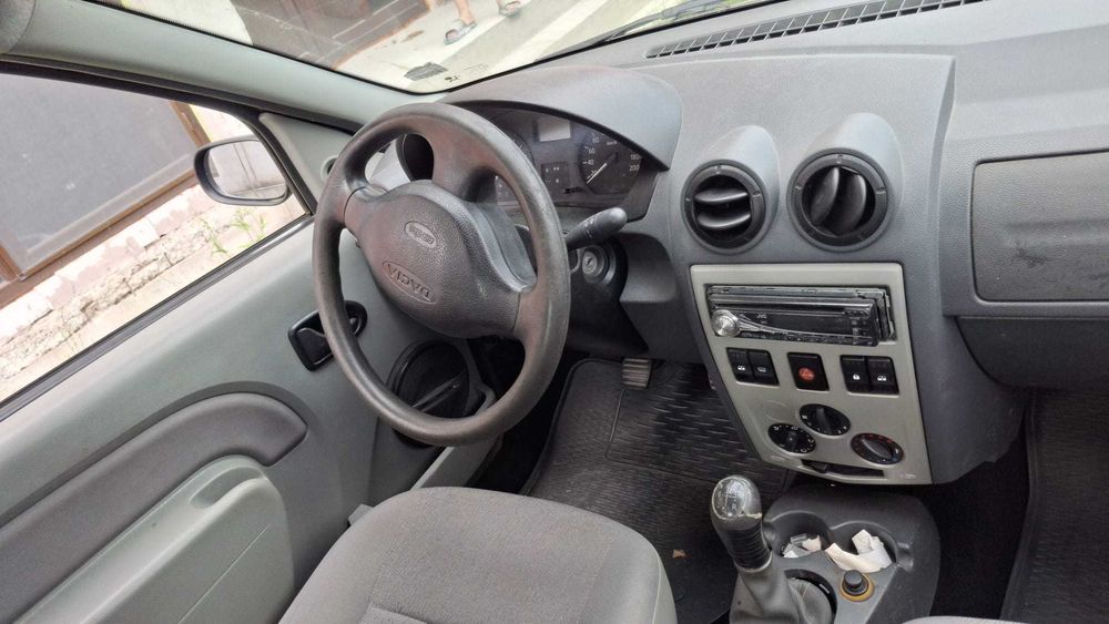 Dacia Logan 1.6 Benzina 2007 (unic proprietar)