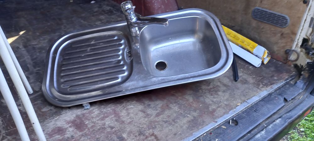 Chiuvete din inox cu tot cu baterie