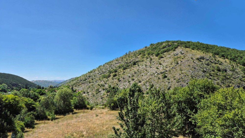 Парцели в регулация в село Боснек, Обл. Перник