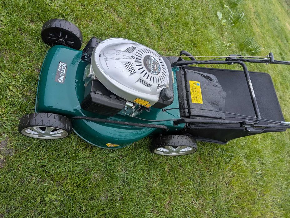 Masina de tuns  cu tractiune - XXL