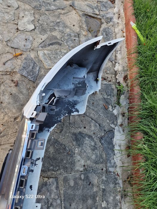 Bara fata cu grila audi a4 b8 facelift cu senzori