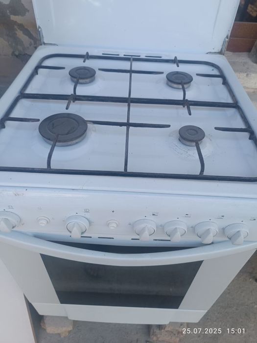Срочно продаётся  газ плита Индизит 60x60x85
