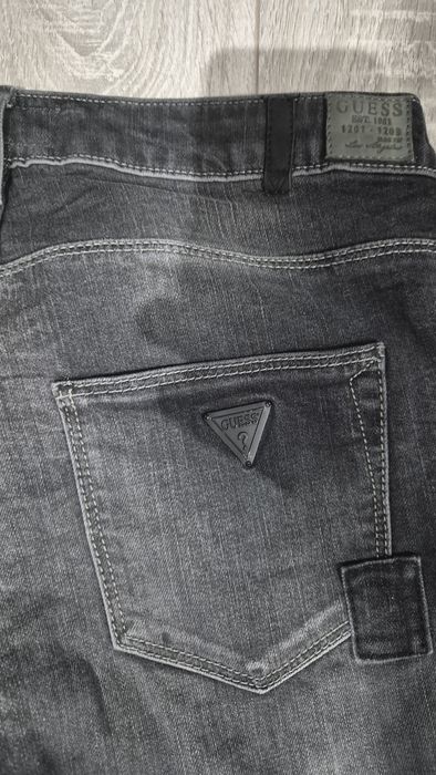 Blugi Guess damă