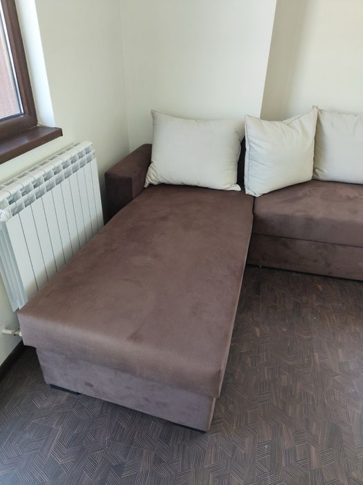 Разтегателен диван 2,70 на 90 на 1,80