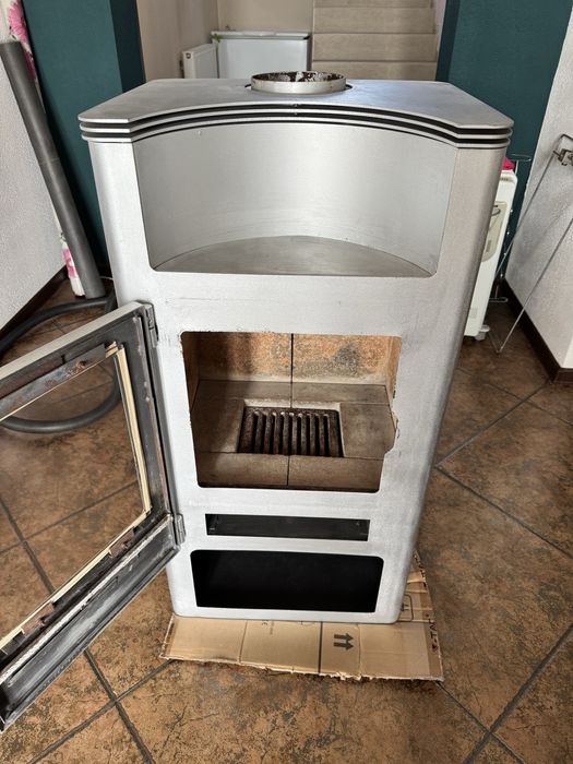 Soba din tablă cu focar placat cu șamota 9kw