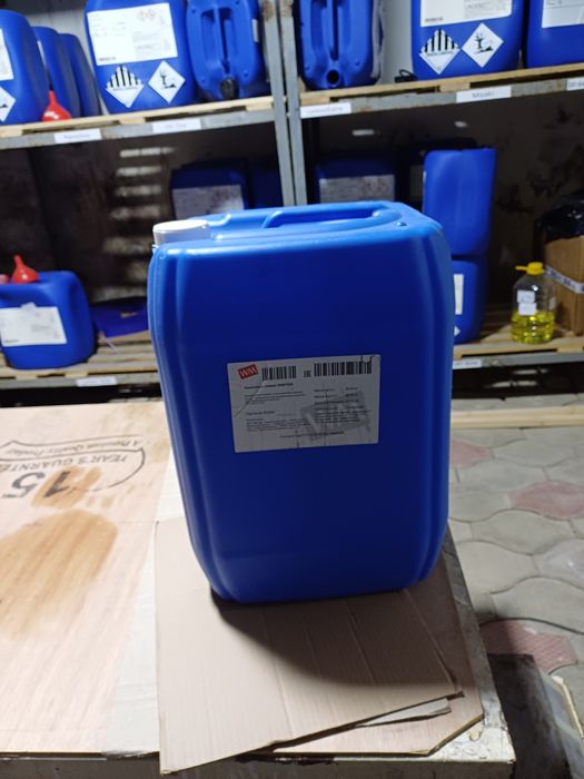 Продаю Немецкие и Российкие канистры б/у 15 000сум