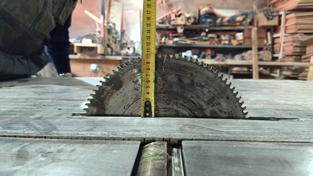 Циркулярный станок с Фуганком.