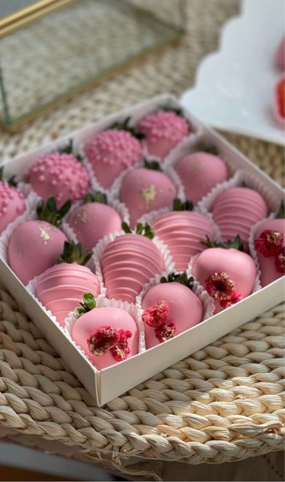 Клубника в шоколаде Алматы