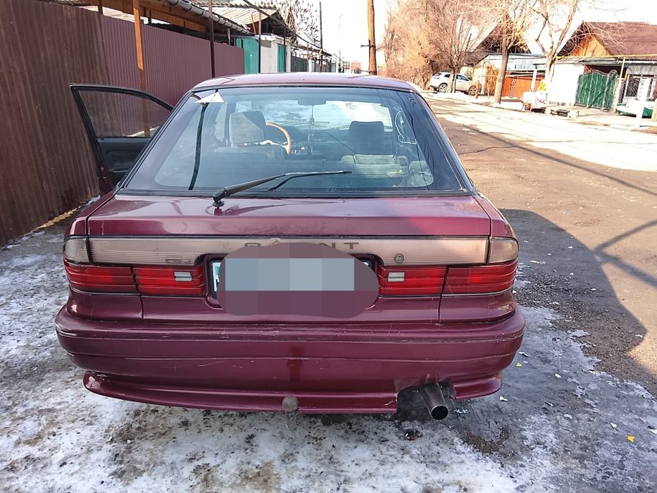 Машина Mitsubishi galant