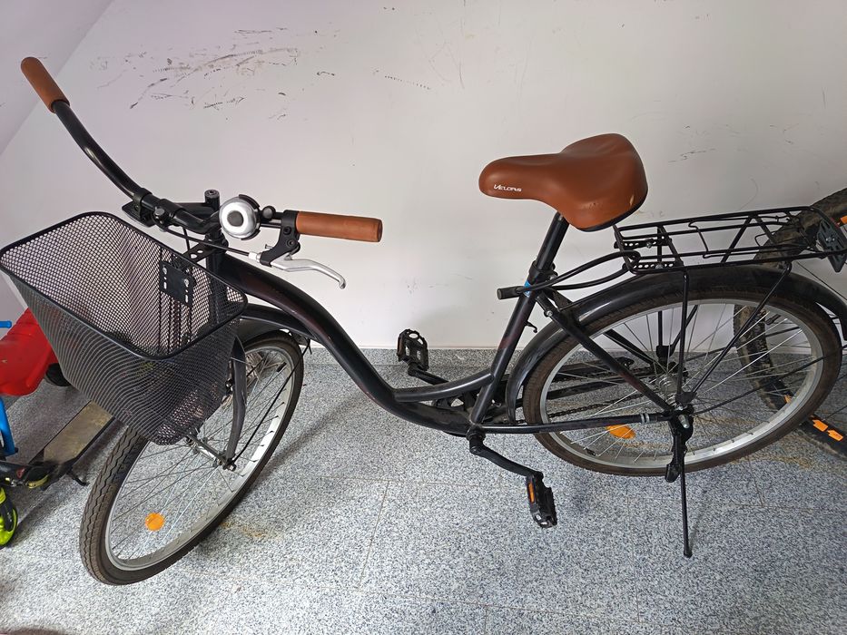 Bicicleta dama cu cosulet