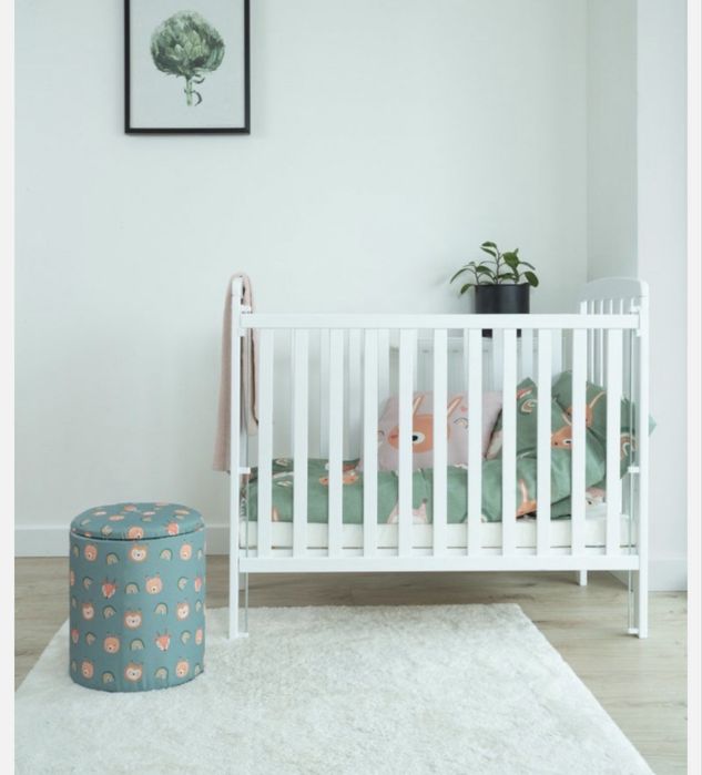 Patut bebe din lemn masiv bedside Alice alb + saltea comfort 100x50 cm