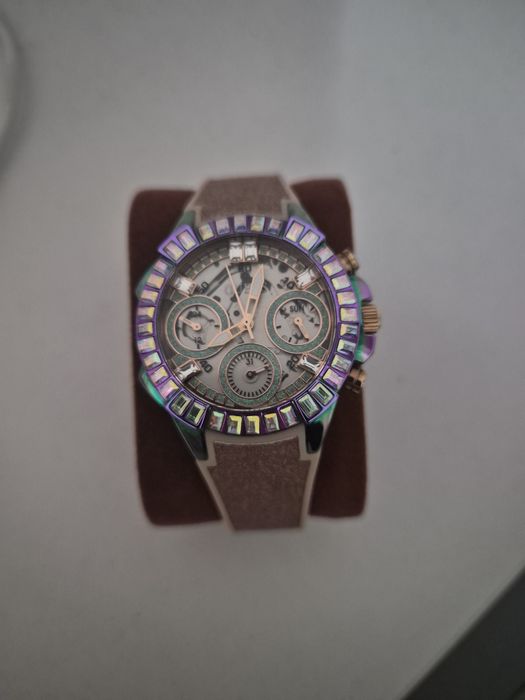 Дамски часовник GUESS