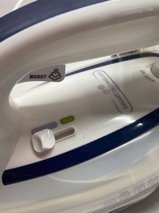 Продам утюг Tefal FV4981