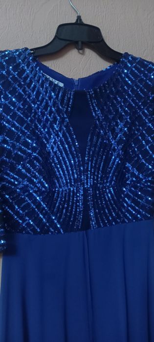 Платье нарядное вечернее