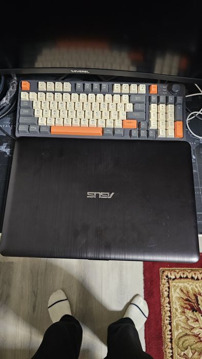 Ноутбук ASUS чёрный