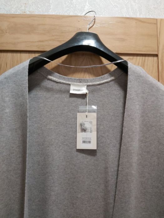 Брендовый роскошный  кардиган.