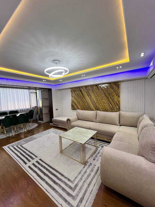 Жк"Silk Road" 2/4/9  Квартира рядом с Буз базар/М.Горький/Бий м Срочно